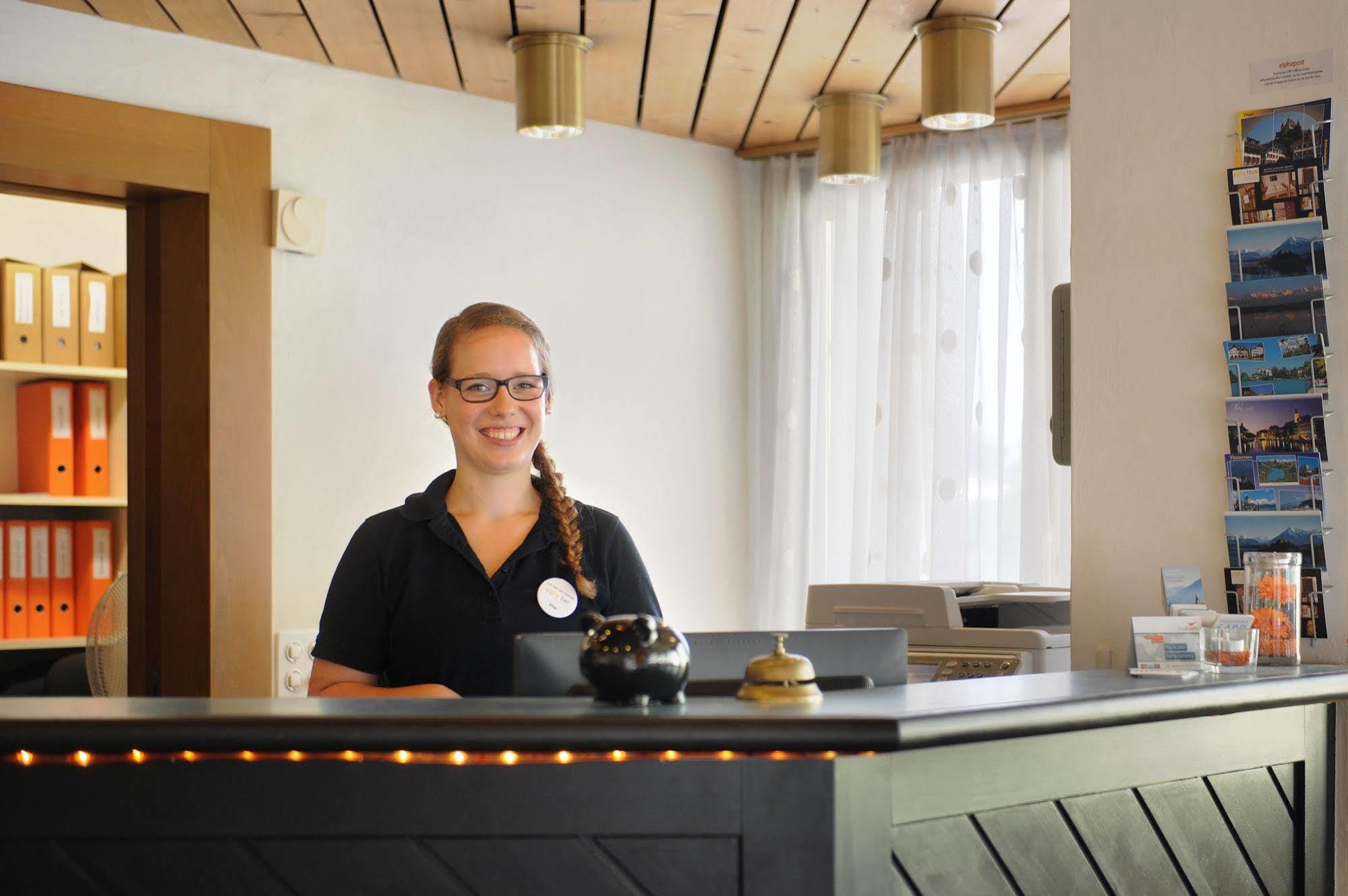 Hotel Alpha Thun Kültér fotó